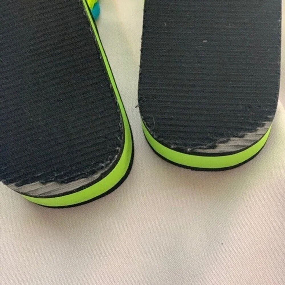 Frisky braided flip flop's SZ 8